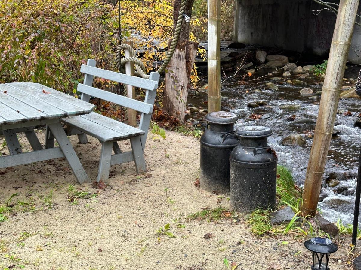 Escape To A Streamside Cabin In The Lower Catskills 워츠버러 외부 사진